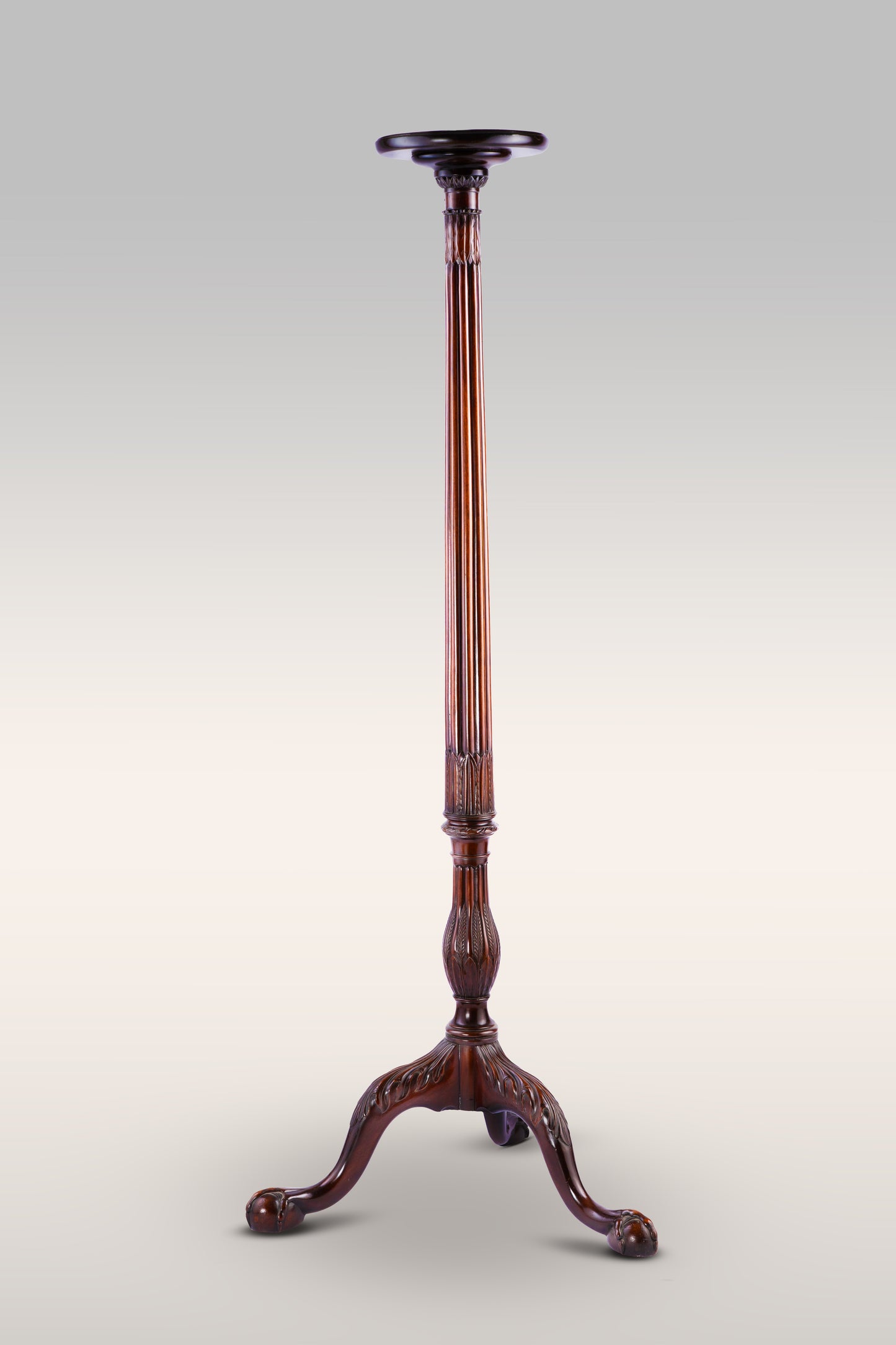 An English Mahogany Pedestal Stand / Plant Stand