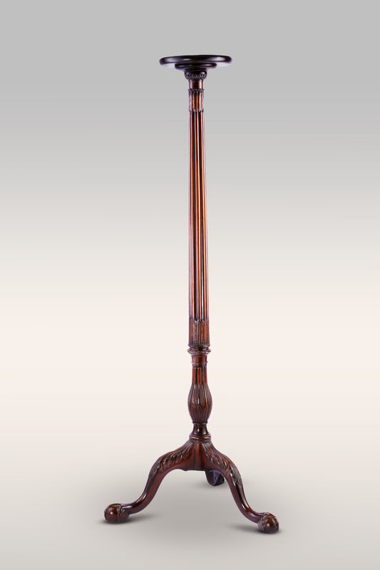 An English Mahogany Pedestal Stand / Plant Stand