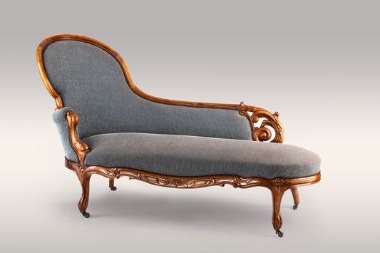 An Epoque Louis Philip Mahogany Chaise Lounge / Reclining Seat
